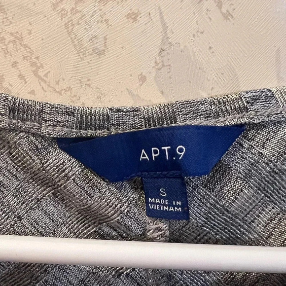 APT 9 Blouse - Picture 4 of 4